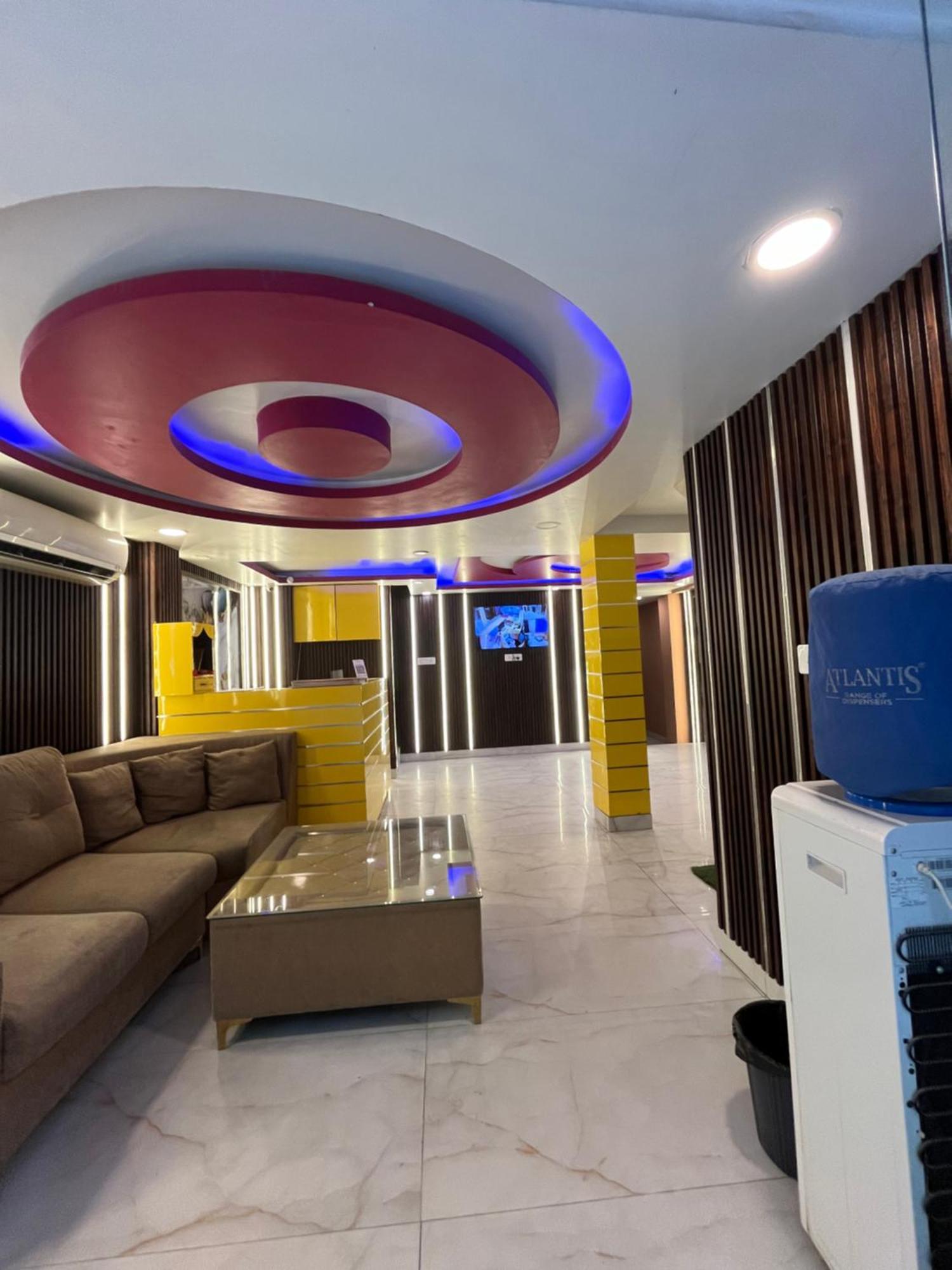 Готель Jupiter Plaza- A Brand Of The Reality Нью-Делі Екстер'єр фото